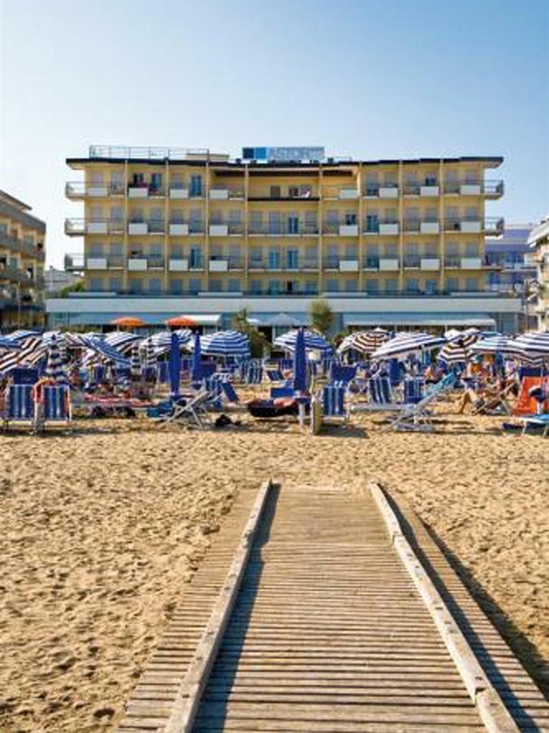 Hotel Astor Lido di Jesolo Esterno foto