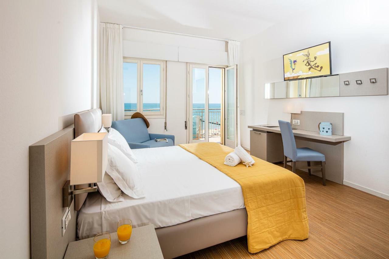 Hotel Astor Lido di Jesolo Esterno foto