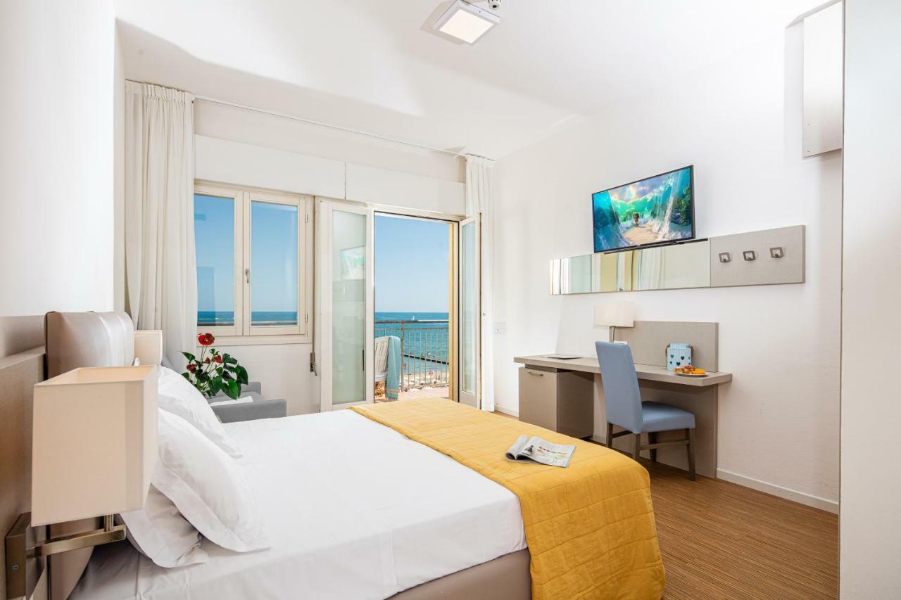 Hotel Astor Lido di Jesolo Esterno foto