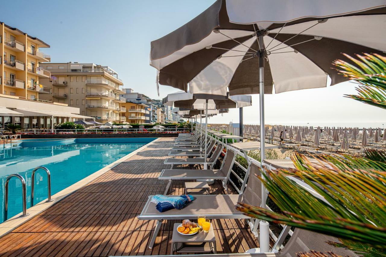 Hotel Astor Lido di Jesolo Esterno foto