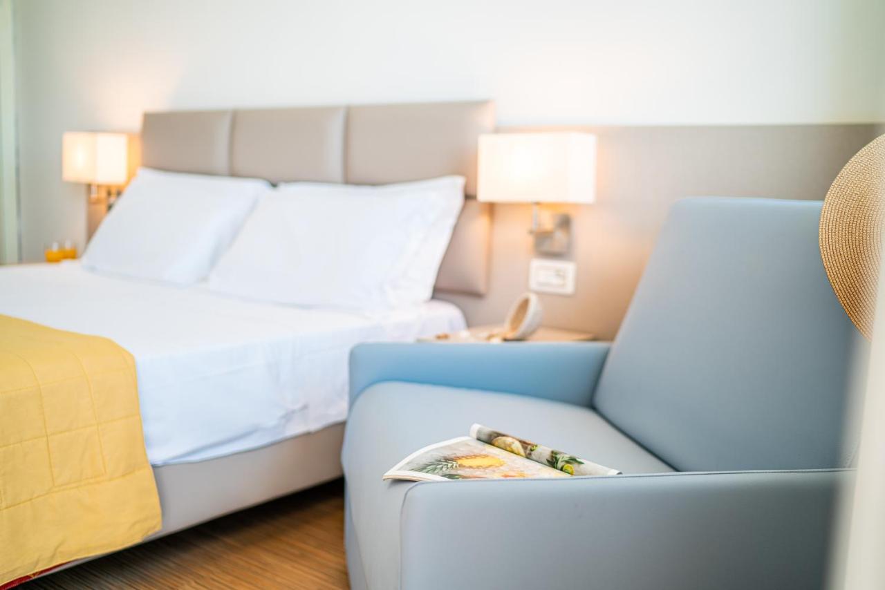 Hotel Astor Lido di Jesolo Esterno foto